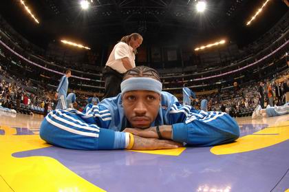 上表现得尤 上表现得尤