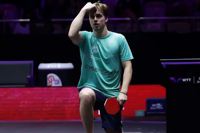 之上举棋不 之上举棋不