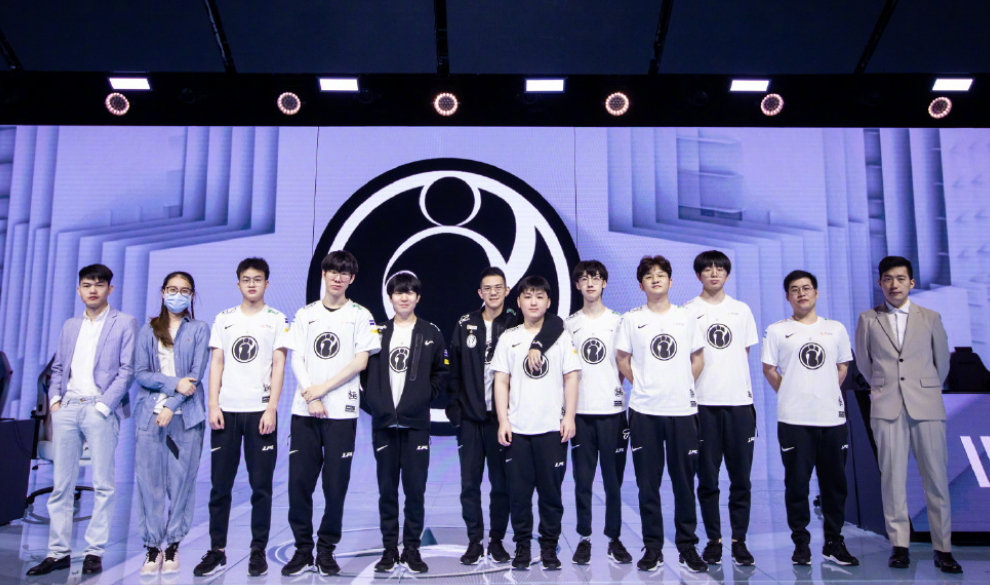 球队带来了 球队带来了