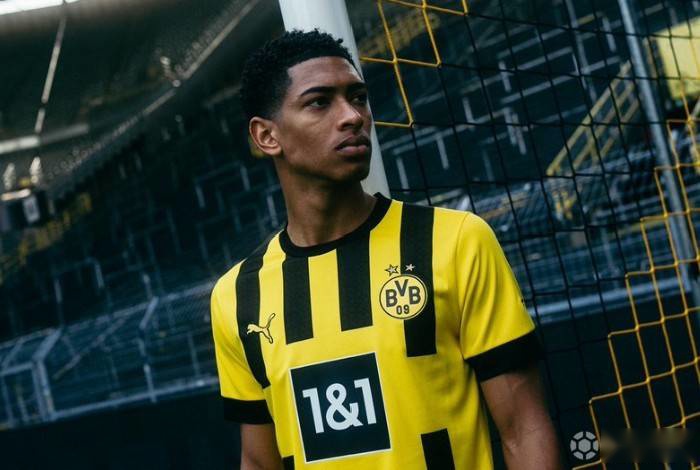 而是快半拍 而是快半拍